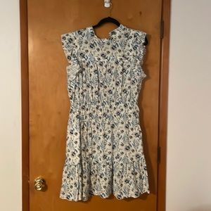 Universal threads dress like new with pockets